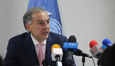 Jean Arnault, jefe de la Misión de la ONU en Colombia, este martes en su primera comparecencia ante la prensa. Foto: CINU Bogotá